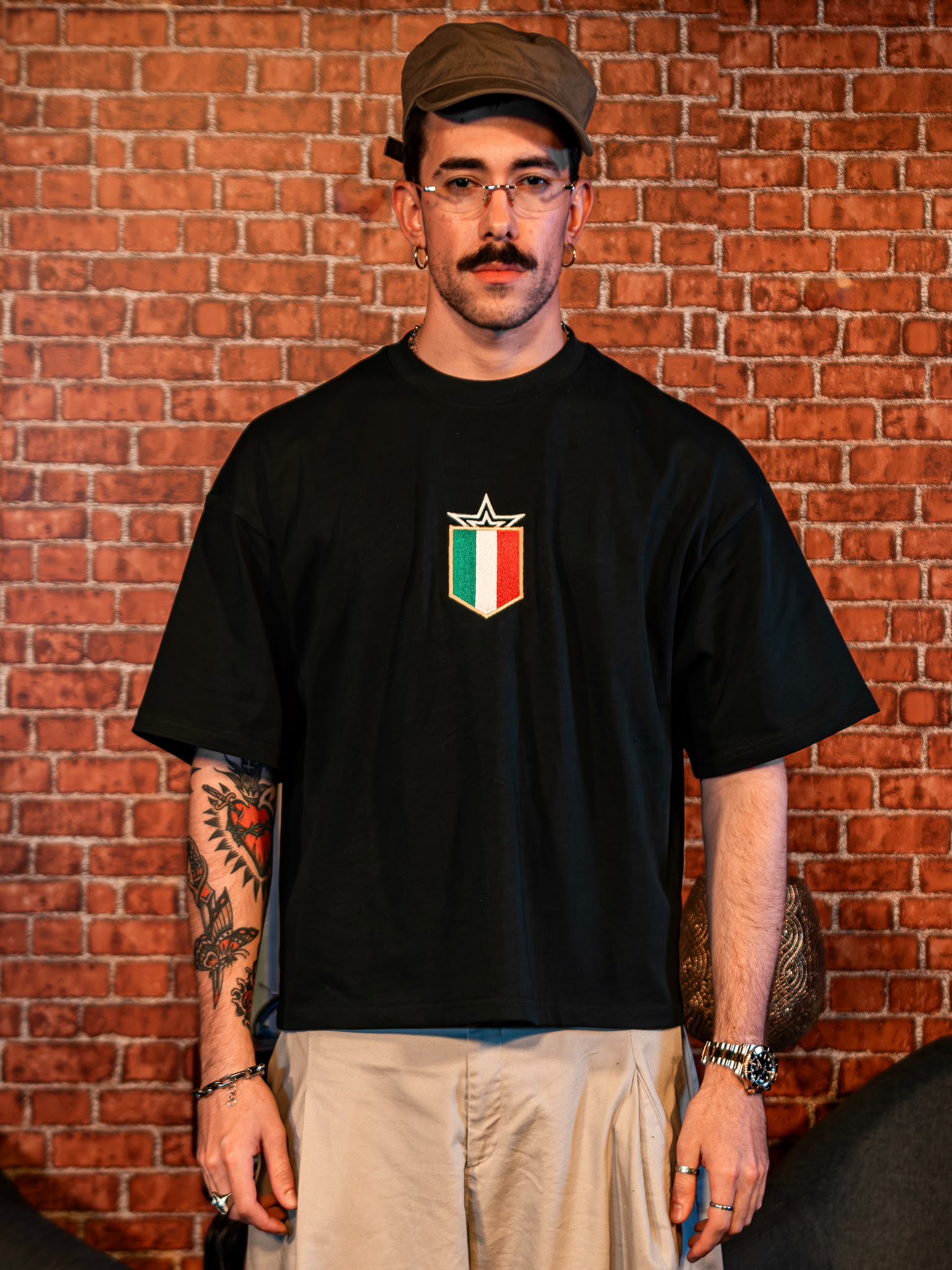 Camiseta Negra Italian private club