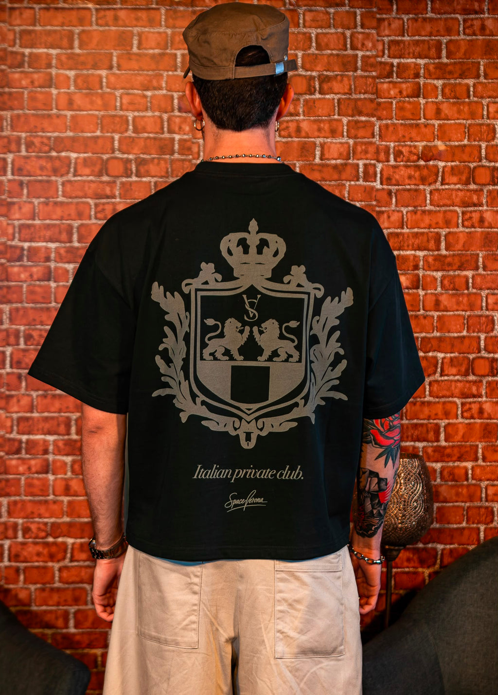 Camiseta Negra Italian private club